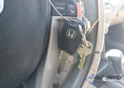 2009 Honda Accord 2.4 Lx z USA, uszkodzony, nr VIN 1HGCP263X9A136456